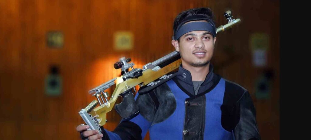 Swapnil Kusale (50m Rifle 3 Positions Team Men) Biography