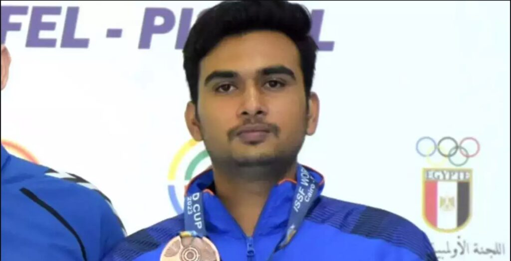 Varun Tomar (10M Air Rifle Pistol) Biography